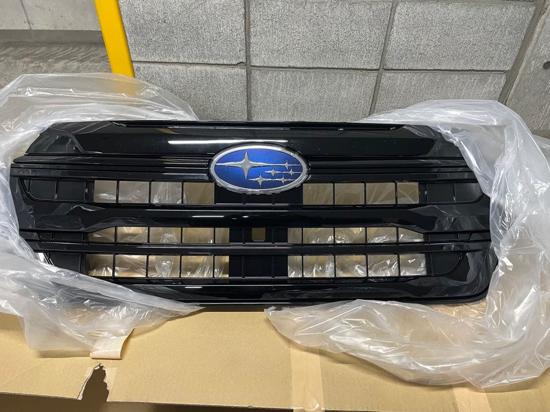 フォレスター SL型 スポーツ EX 純正 未使用 フロントグリル - メルカリ