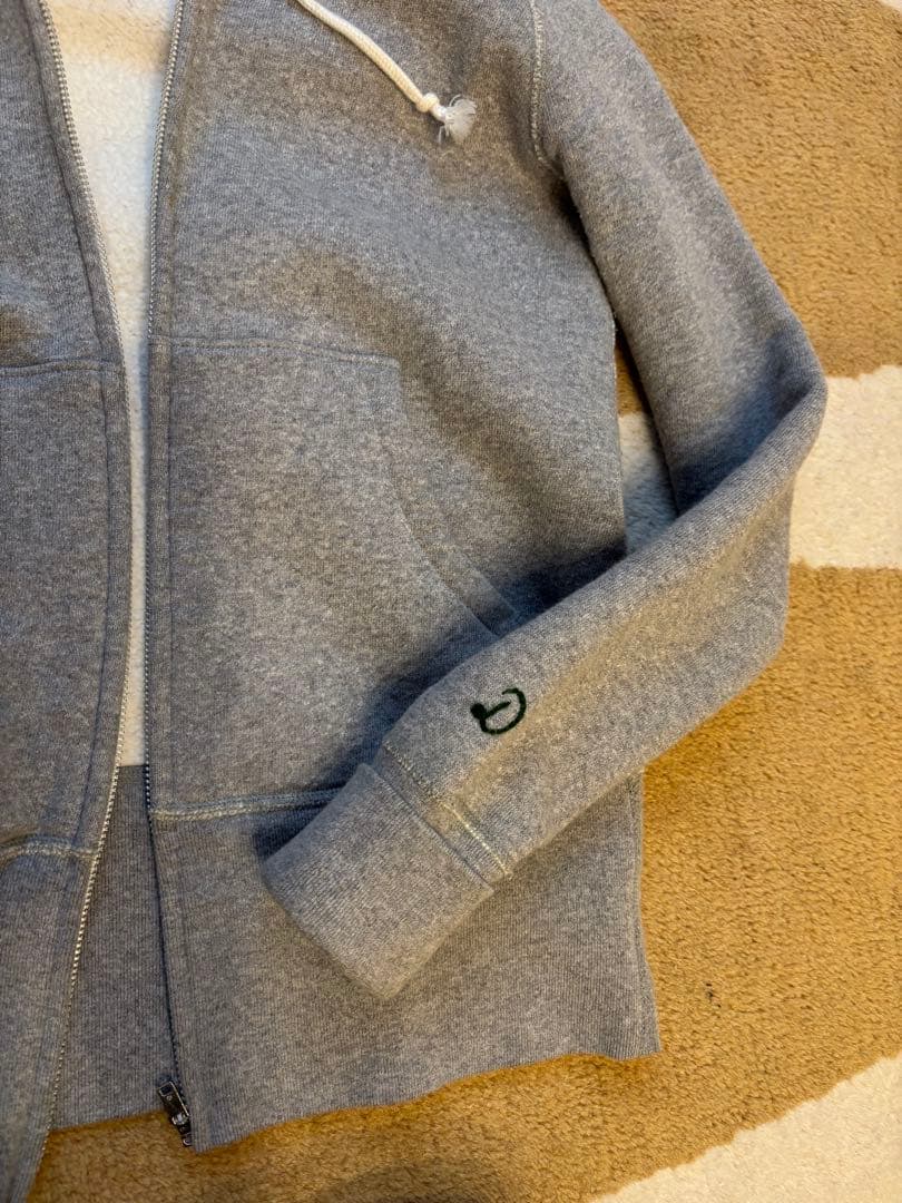 《新品タグ付》DRESSTERIOR(ドレステリア）大人気グレーパーカー