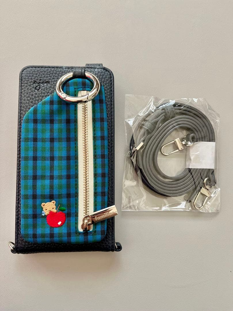 ファミリア×エジュー マルチ　スマホケース 27日発売！ajew(エジュー)のご紹介♩｜ファミリア代官山店の公式ブログ