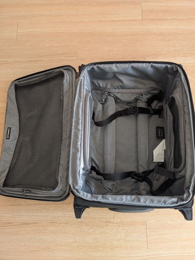 Travelpro Crew 11 トラベルプロ 48.2L キャリーケース 黒