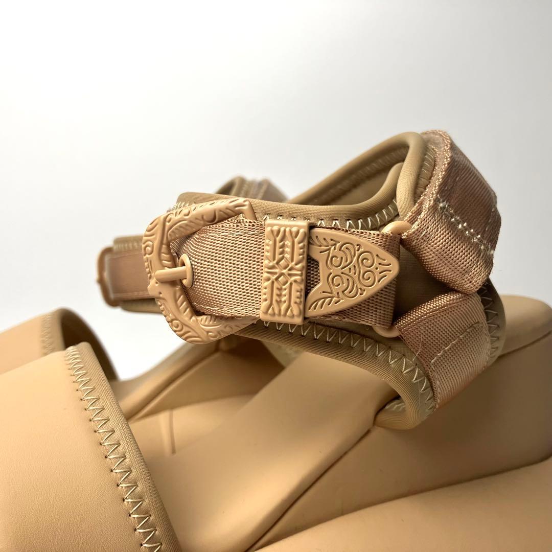 美品】YELLO プラットフォーム 厚底 サンダル ベージュ 23.5 - メルカリ