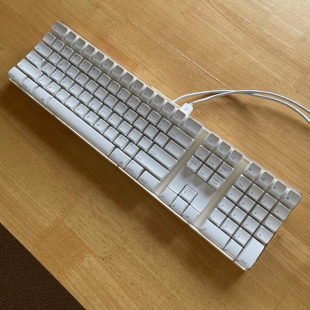 Apple mac G5 純正 Keyboard 有線 ホワイト キーボード - メルカリ