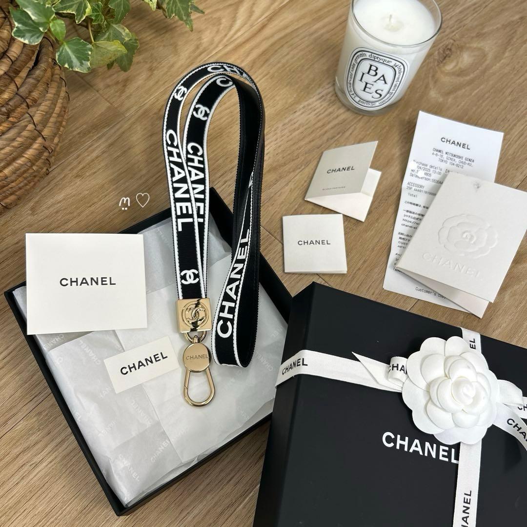 新品 新作 CHANELシャネル ココマークロゴネックストラップ 2025SS