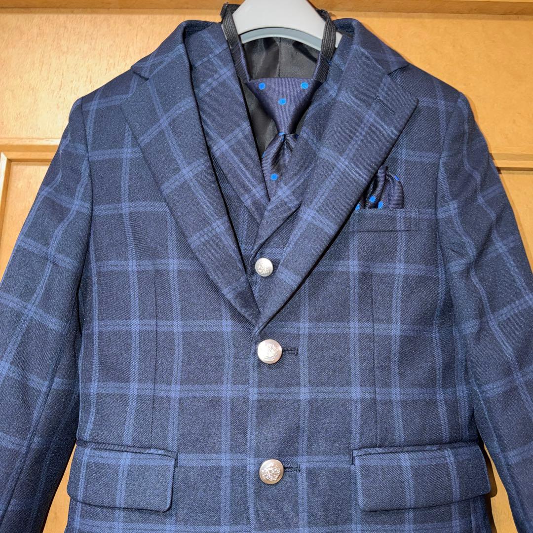 超美品☆ワンダーファクトリー☆3ピースフォーマル スーツ☆130cm紺