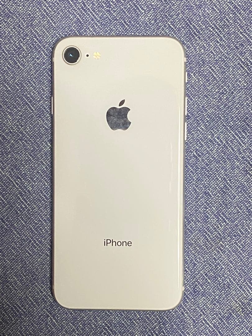 iPhone8 ホワイト　64G SIMフリー　美品 Amazon | 【整備済み品】 Apple iPhone 8 64GB シルバー SIMフリー