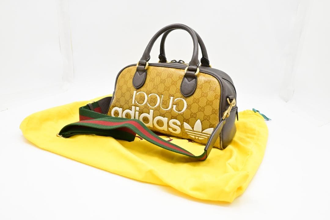 グッチ×アディダス コラボ ボストンバッグ GGクリスタル - メルカリ