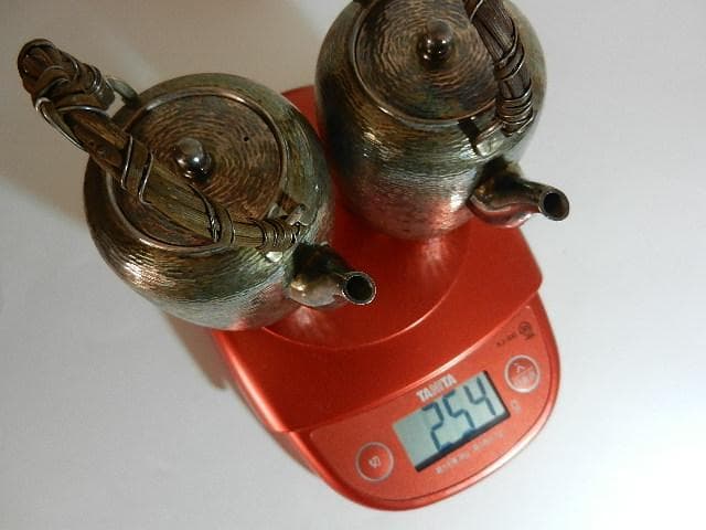 京都「岡野利光」造　純銀製棗形酒器「ちろり」一対