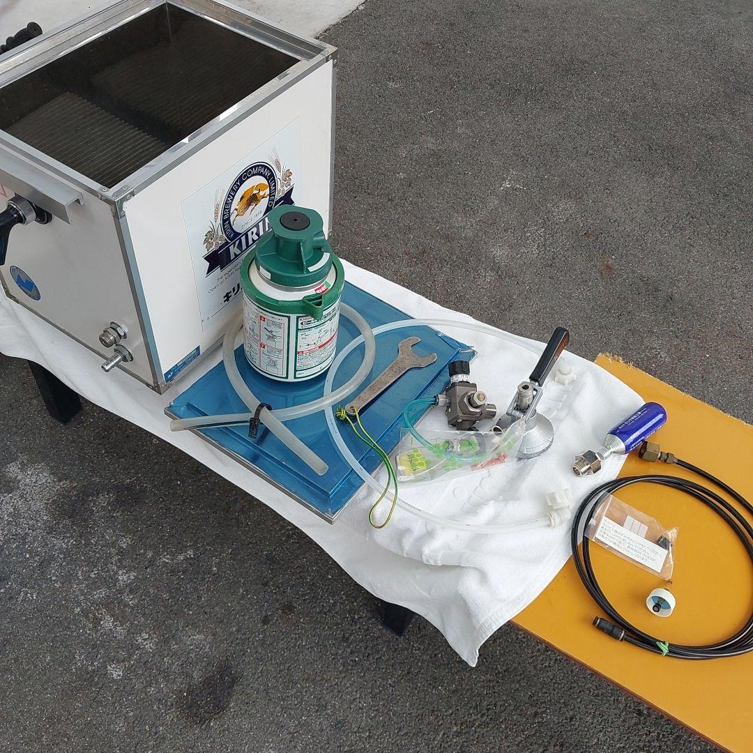 キリンビール氷式サーバーコンセント不要。減圧弁、洗浄タンク、レンチ