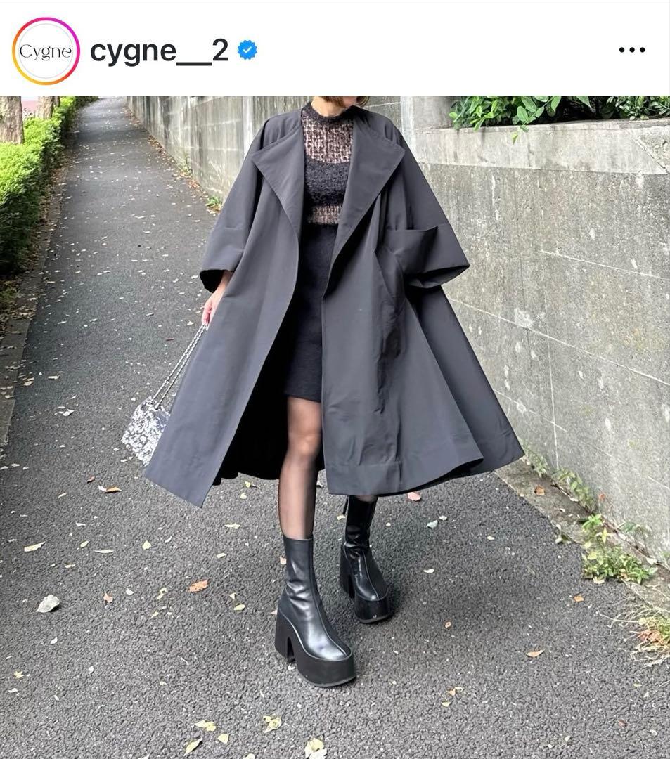 cygne シーニュ Patricia Aラインボリュームフレアコート ブラック