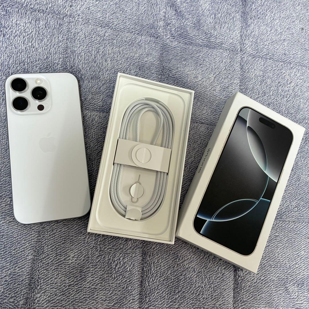 Apple iPhone 16 Pro ホワイト 本体 充電ケーブル付き Amazon.com: iPhone 16 Pro Fast Charger,35W Dual USB-C Port Compact