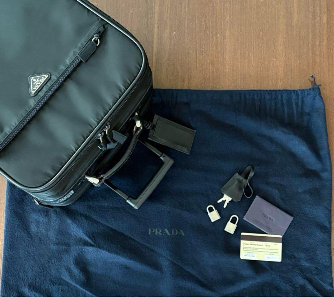 PRADAプラダ　キャリーケース　黒 PRADA（プラダ） キャリーケース バッグ スーツケース ナイロン