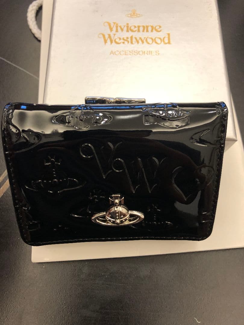 Vivienne Westwood 三つ折り財布 ブラック ヴィヴィアンウエストウッド 三つ折り財布 レディース ブランド