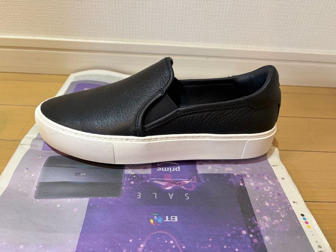 【UGG】24.5cm 黒 レザースリッポンスニーカー