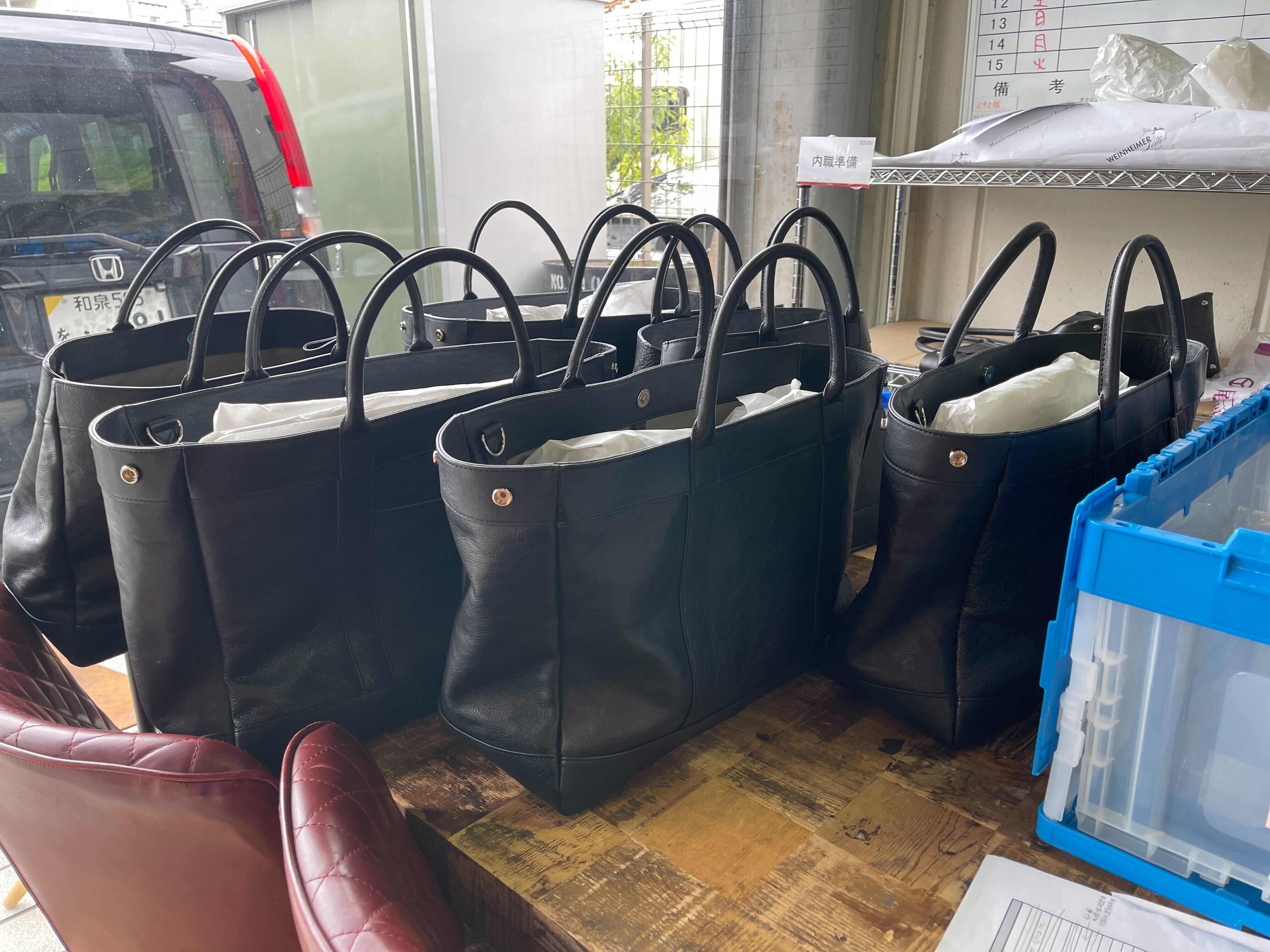 Makuake｜鞄職人が大容量なのに軽い本革製トートバッグに挑戦