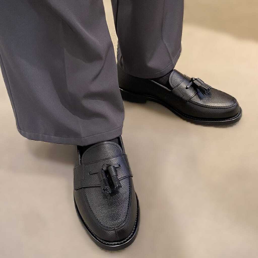 型押しが魅力の【タッセルローファー】 | 靴のリーガル