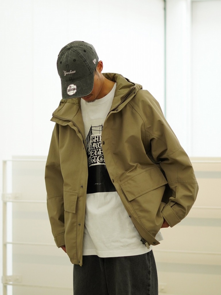 ノースフェイスの新型【Compilation Jacket】サイズ感やディテールを