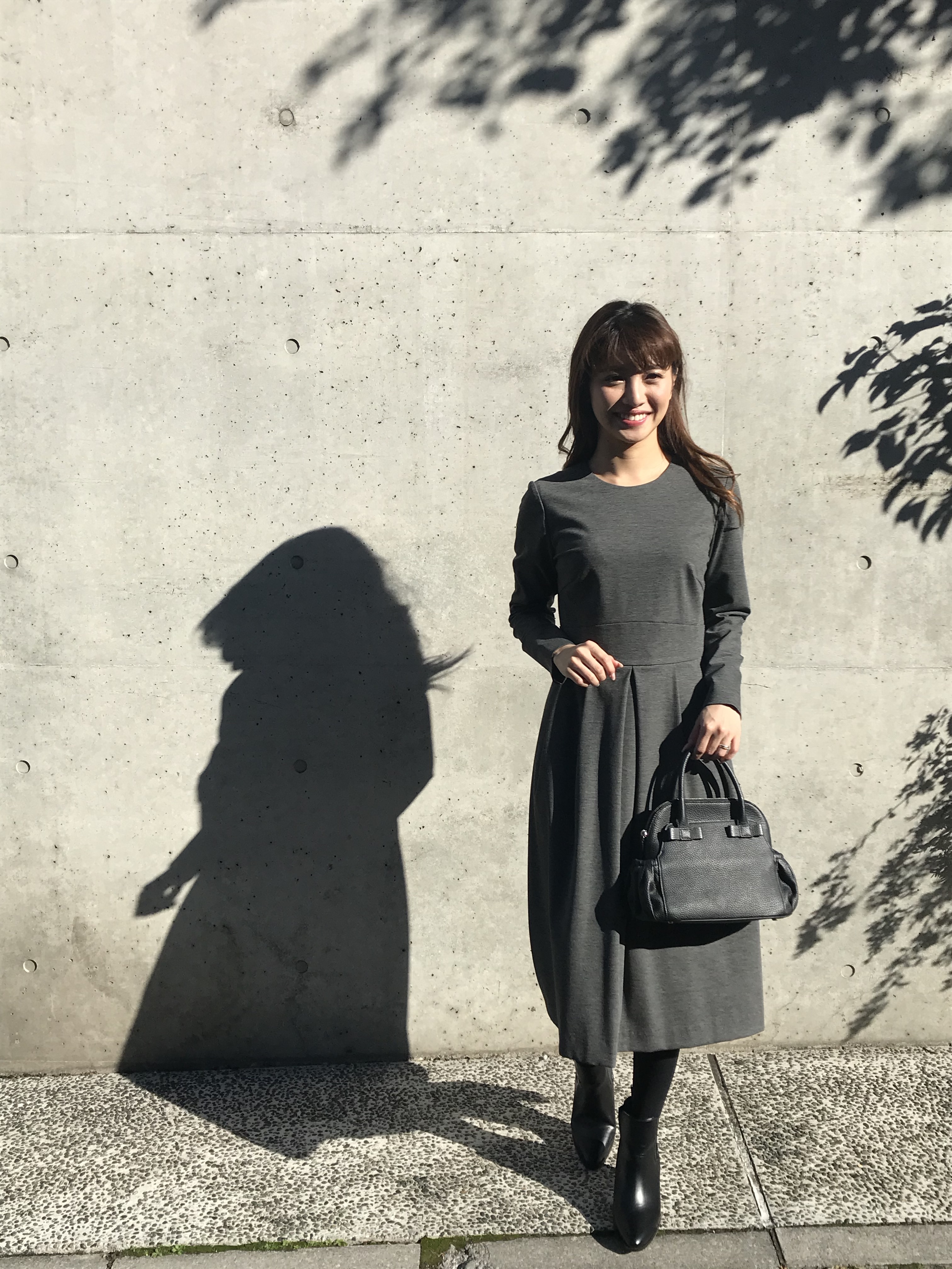 SALE先行紹介 / ストレッチポンチタックワンピース＜グレー＞ | m-i-d