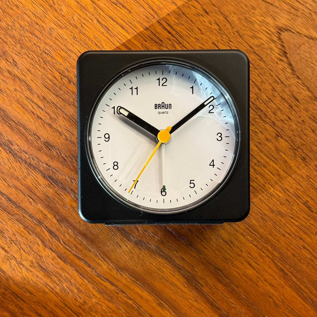 BC03 travel alarm clock by Braun – Steppe