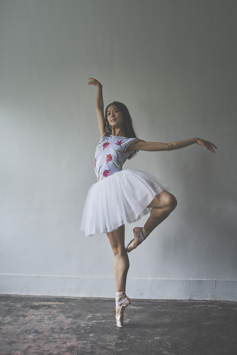 stina / type U ballerina + / sumi core