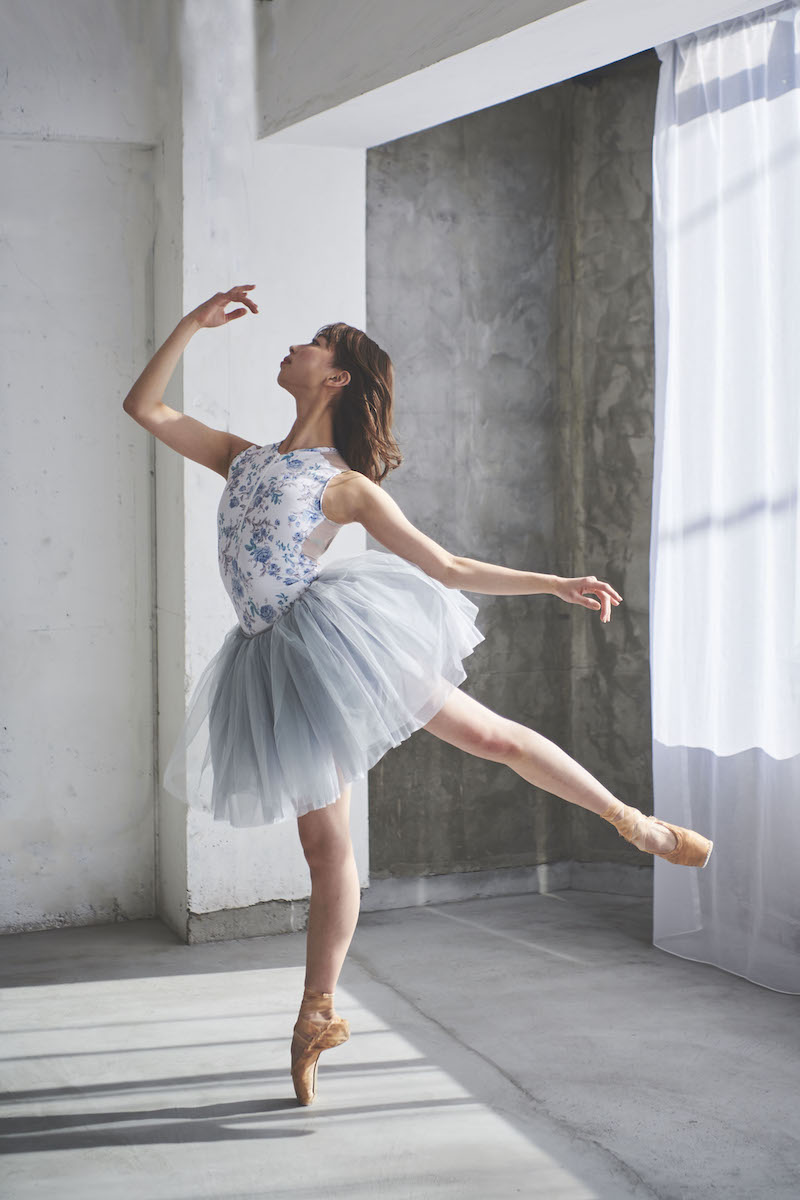 stina レオタード オーロラ Mサイズ stina レオタード オーロラ M