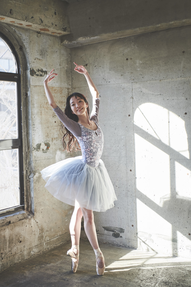 stina / type U ballerina + / Harmony gray