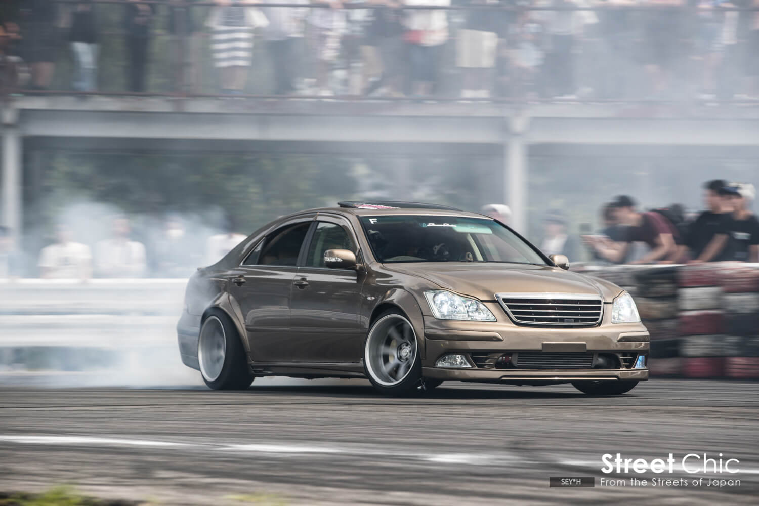 2JZ、ゲトラグ6F搭載、18クラウン!!パワーがあるからって、ドリフト