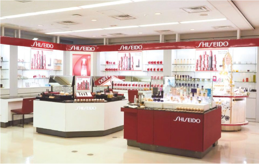 教材・設備 | 資生堂美容技術専門学校