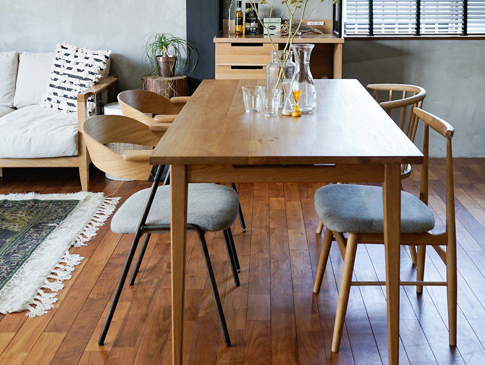 ダニス ショートアームチェア アームナチュラル アイアン ダイニング