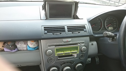 デミオ(DY型)オートA/C用2DIN取付キット開発 | 見た目を変えずに音を