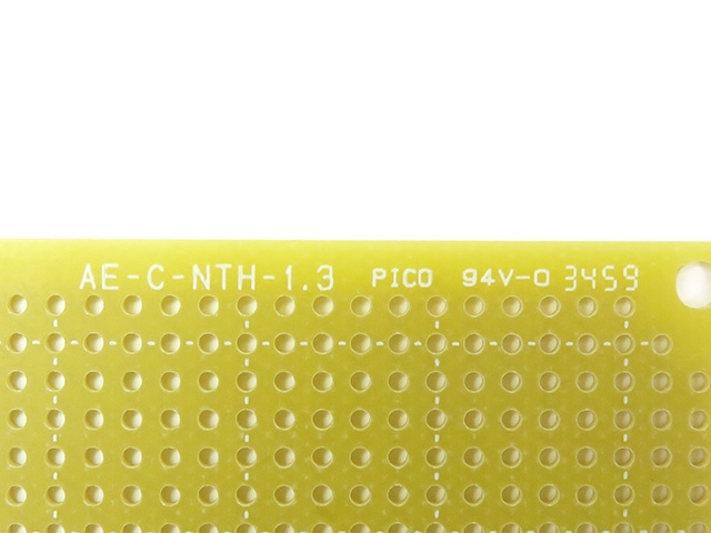 ユニバーサル基板 Cタイプ 72×47mm 穴径1.3mm: 基板・ブレッドボード