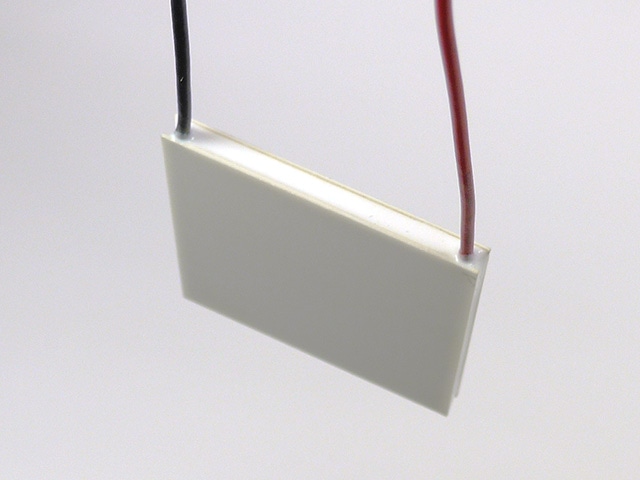 ペルチェ素子 6.3A 40×40mm TETC1-12706-T100-SS-TF01-ALO: ケース