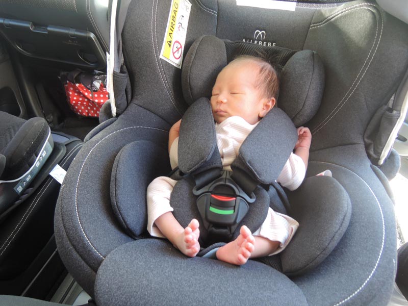 先輩ママの声_英語【クルット4i】 | エールベベ AILEBEBE 公式サイト