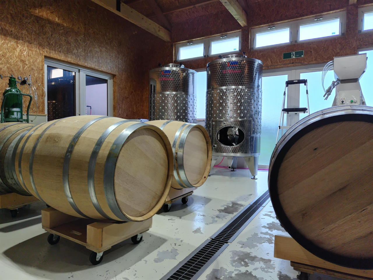 つがるワイナリー｜スポット・体験｜【公式】青森県観光情報サイト