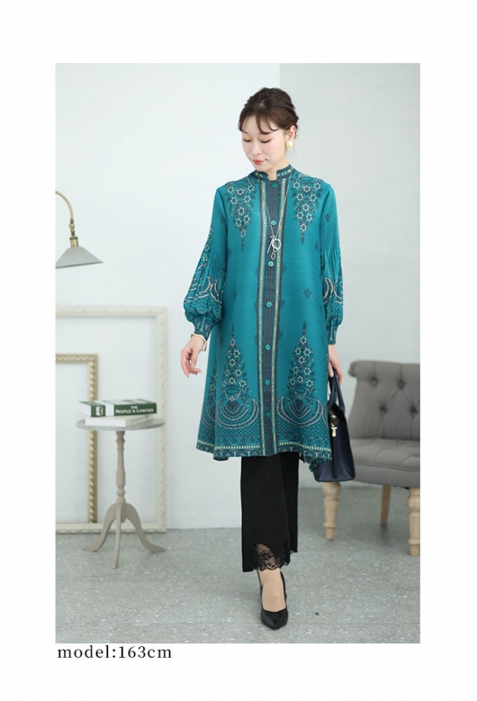 レディース 大人 上品 オリエンタル柄に花が咲くプリーツチュニック