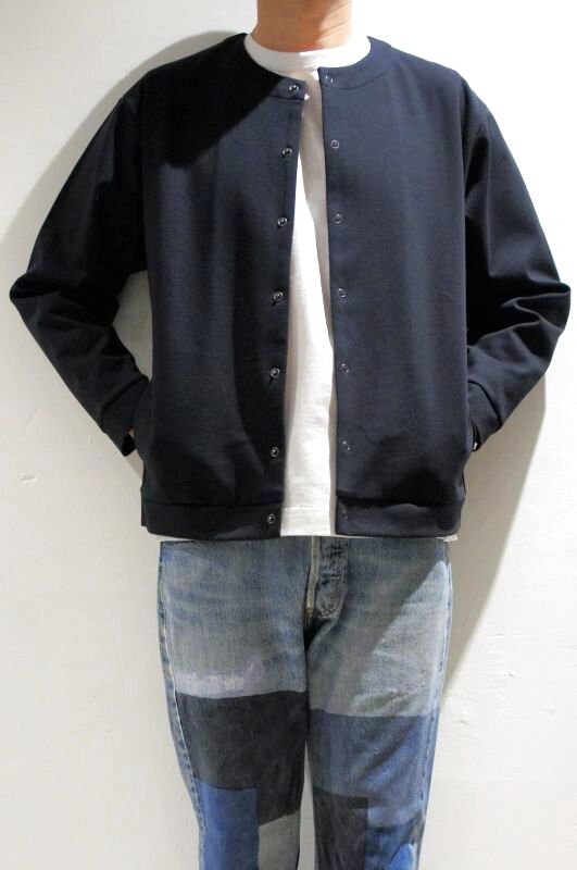 STILL BY HAND（スティルバイハンド） クルーネックスナップボタン