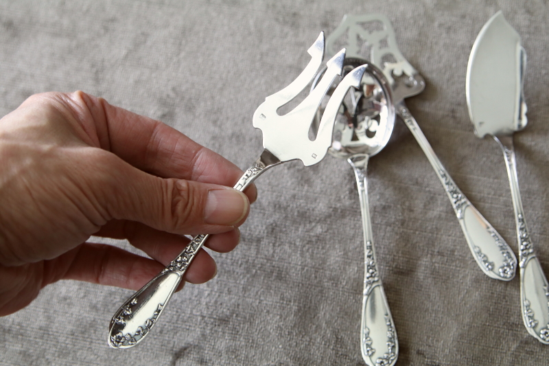 蔓花のオードブルサーバーセット フランス アンティークストリュフ