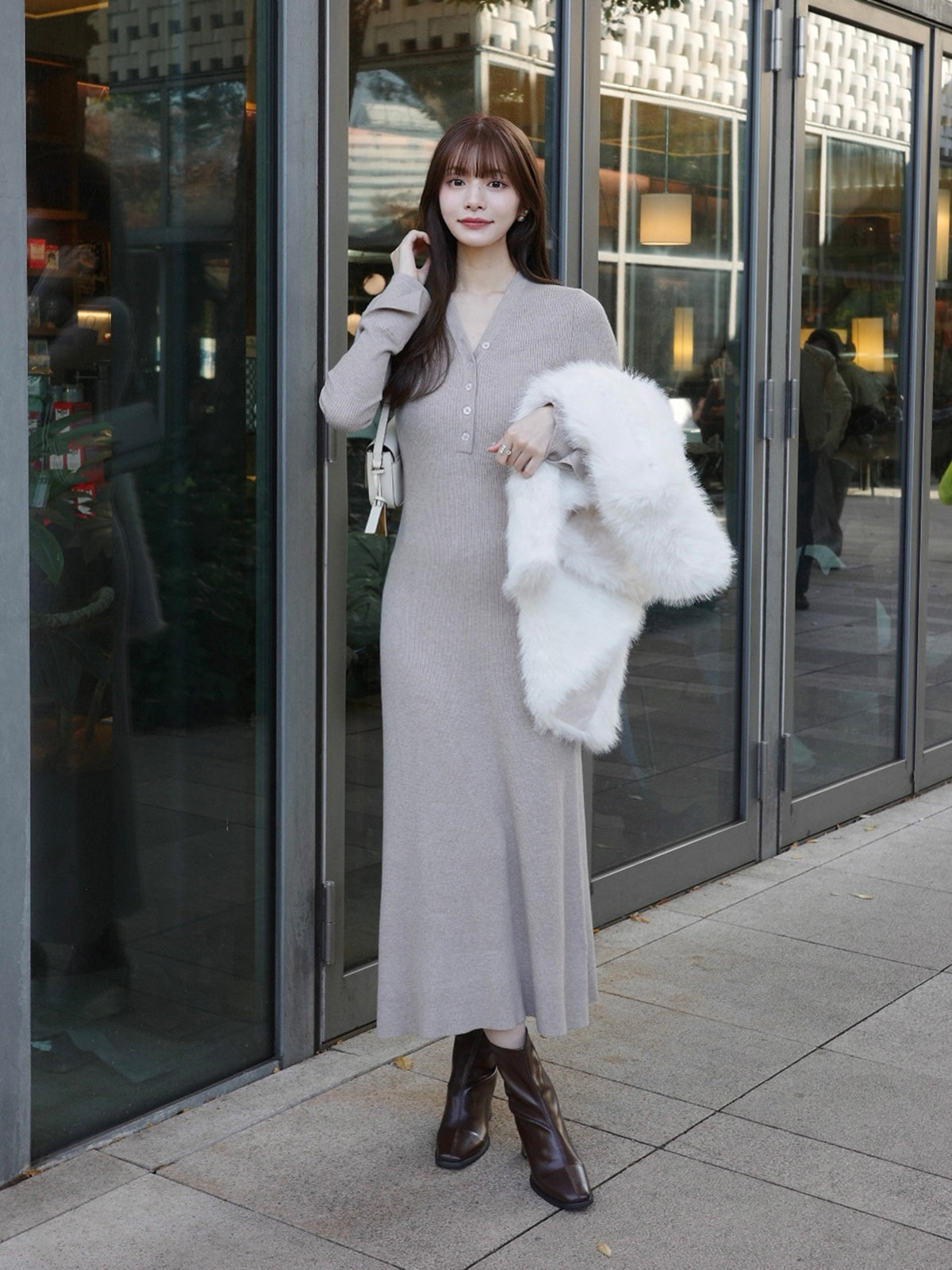 フロントボタンフレアニットワンピース – ANDOR ONLINE