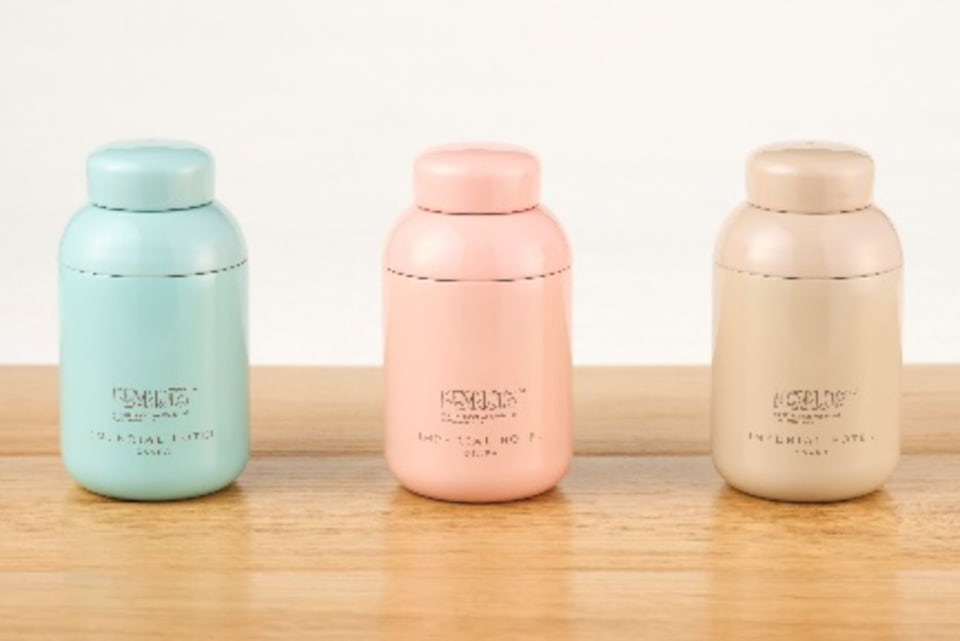 帝国ホテル 大阪で「ドアマン・スヌーピー」ステンレスボトル発売 限定