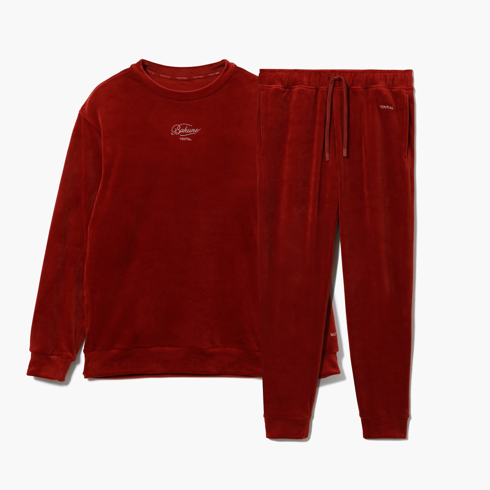 リカバリーウェア「BAKUNE」がブランド初のクリスマス限定品。上下