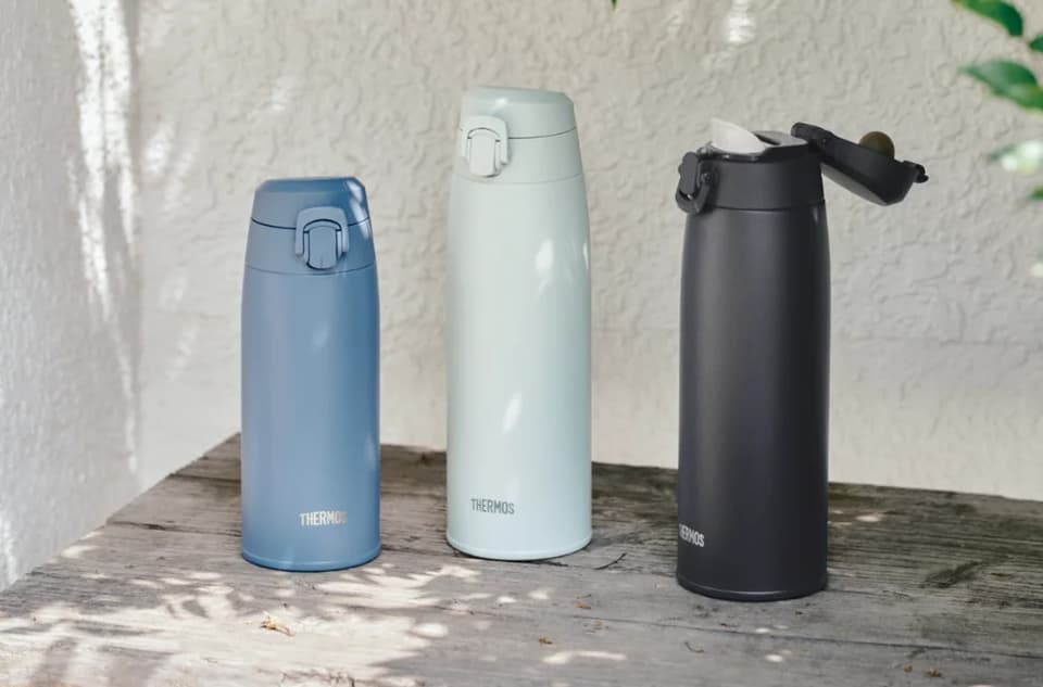 サーモス、マットな質感「真空断熱ケータイマグ」。容量0.55L/0.8Lで全