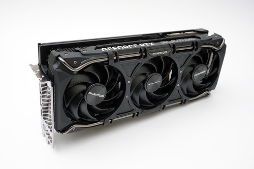 うちのケースにもRTX 4080が入るかも? GAINWARD「GeForce RTX 4080