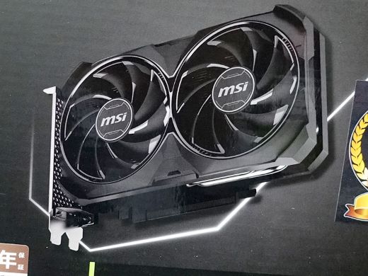 MSIの“光らないGeForce RTX 4060 Ti”が発売、黒色の落ち着いた外観