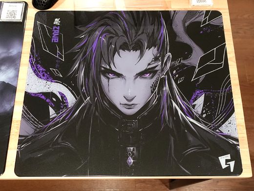 日本製ガラス採用の超高速マウスパッド「GLSSWRKS Zane」 - AKIBA PC