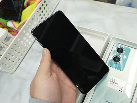 5G対応の6.7インチスマホ「OPPO A79 5G」が15,800円、未使用品セール