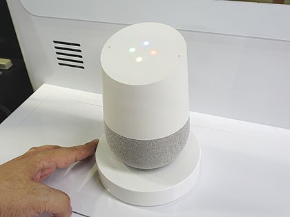 音声で操作するスマートスピーカー「Google Home」の店頭販売スタート
