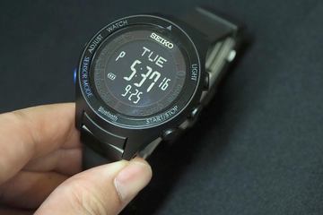 ソニー×セイコーのwena wristスマートウォッチ。ダイバーズ風proと
