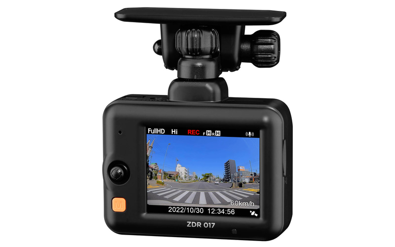 コムテック、前後2カメラドライブレコーダー「ZDR017」 あおり運転を