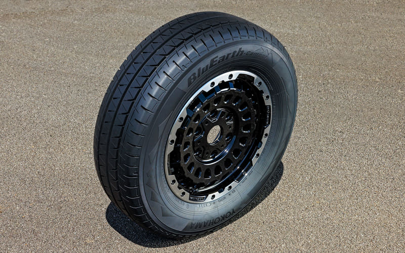 横浜ゴムのキャンピングカー専用タイヤ「ブルーアース・キャンパー