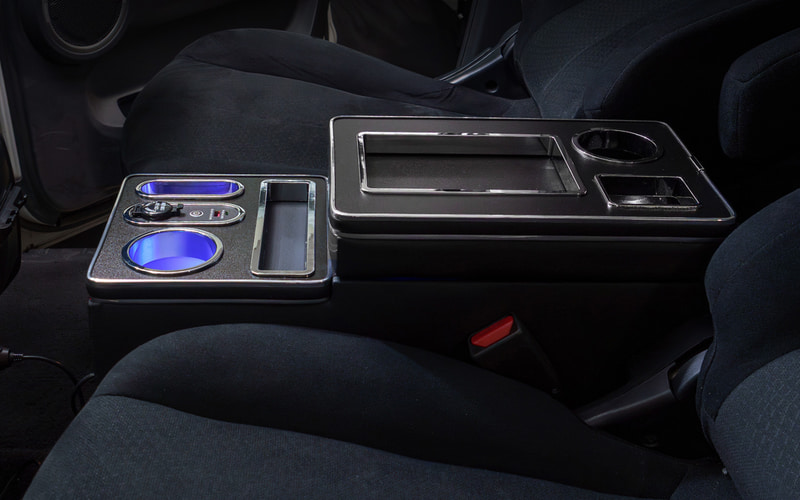 クラフトワークス、デリカD:5用「LEDコンソールボックス」 置くだけで