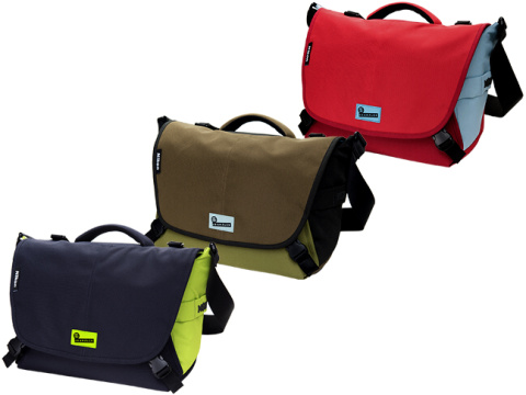 ニコンとクランプラーがコラボ、ノートPC対応カメラバッグなど